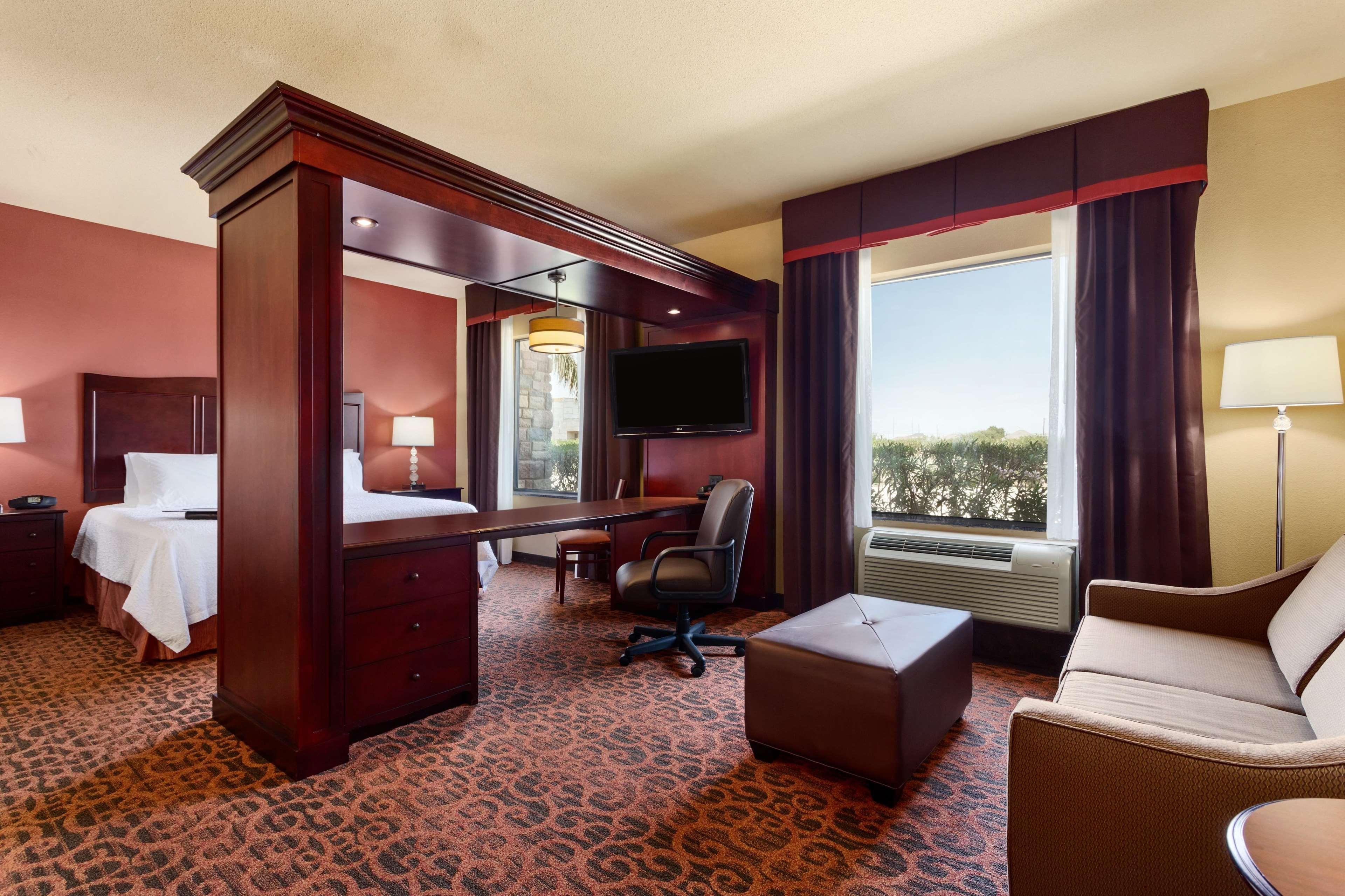 Hampton Inn&Suites Mission Extérieur photo
